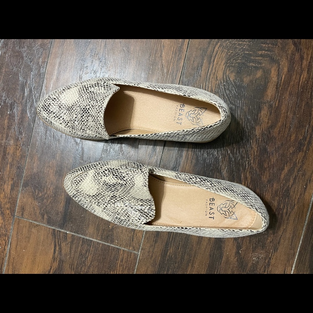 Snake skin loafers